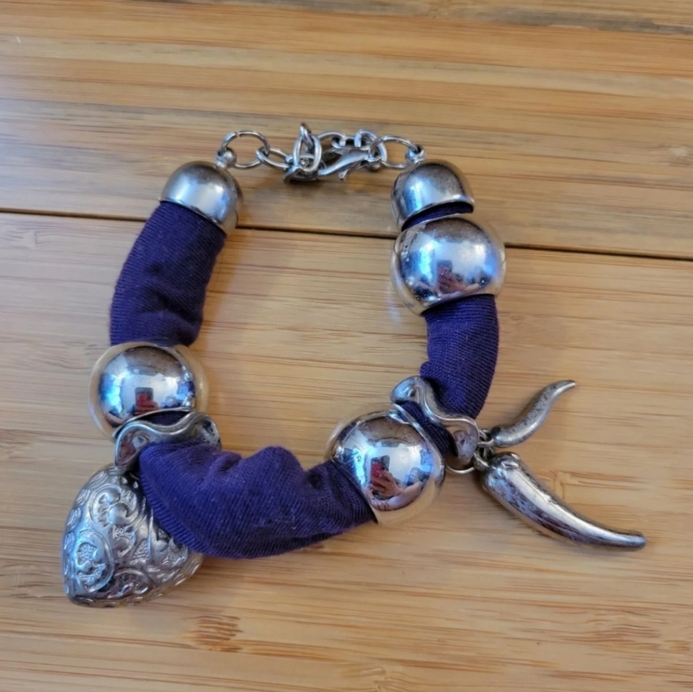 Heart and pepper charm bracelet